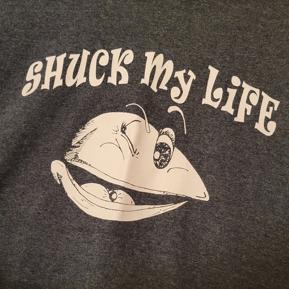 CLAM ChowderFest Graphic Tee - Picture 6 of 7